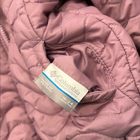 Columbia Quilted Jacket in Dusty Purple with Polka Dot Lining - Picture 2 of 7